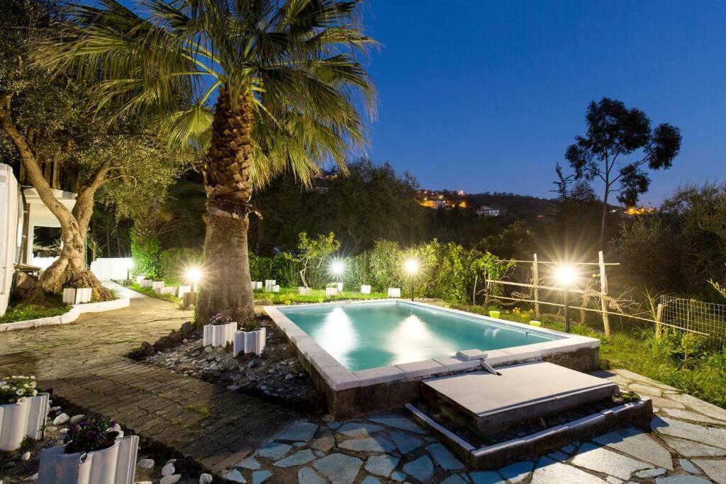 Holiday Home Lucifero Contura 外观 照片