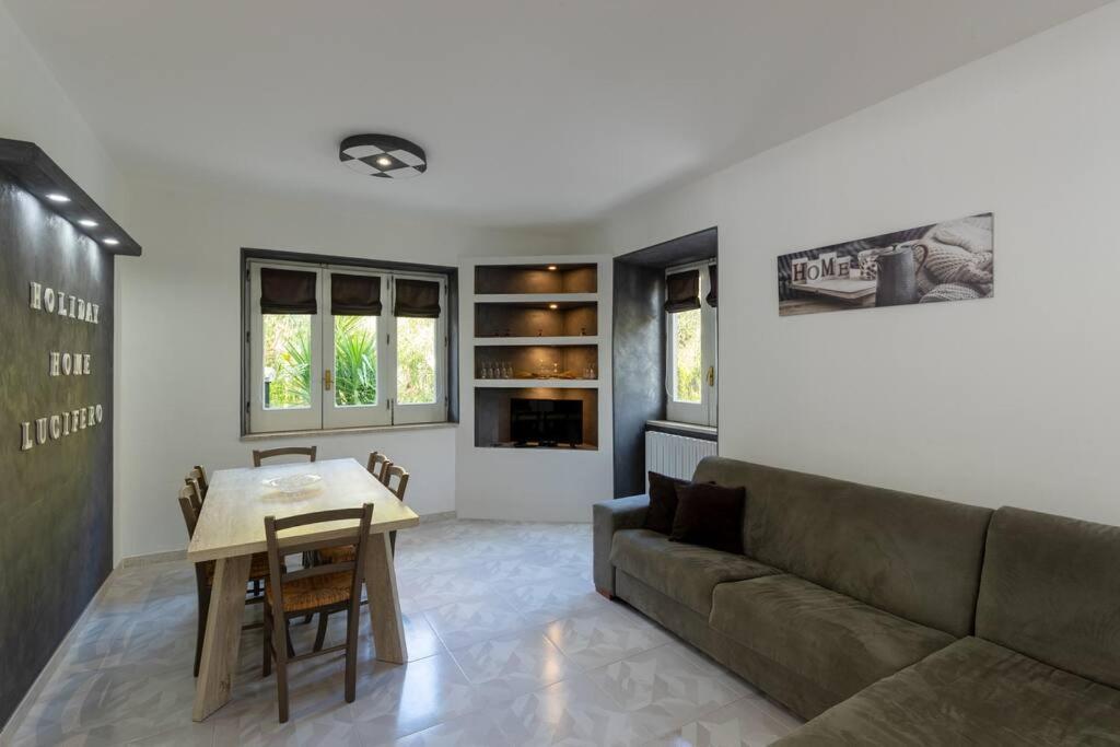 Holiday Home Lucifero Contura 外观 照片